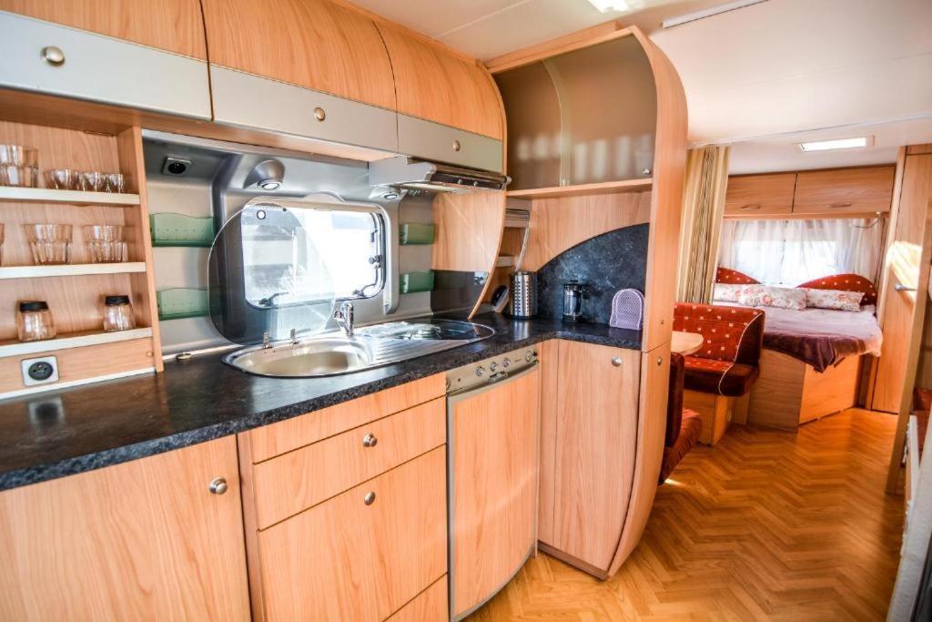 Camping Molo Surf Spot Jastarnia Ngoại thất bức ảnh